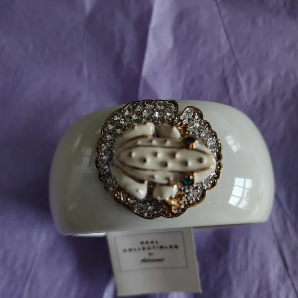 Real Collectibles By Adrienne Crystal Frog Cuff Bracelet - Picture 8 of 8